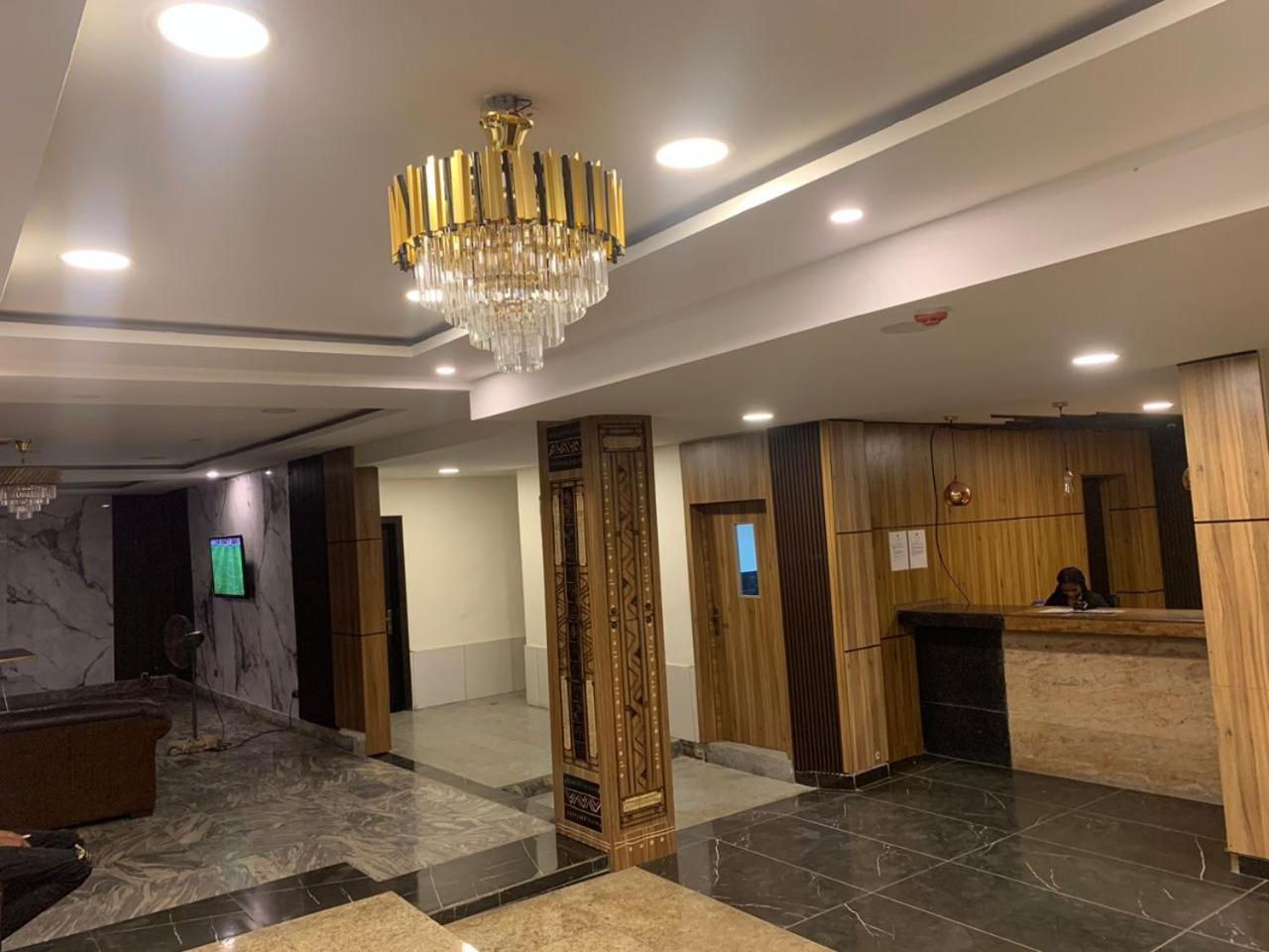 Royal Rex Hotels And Spa 拉各斯 外观 照片