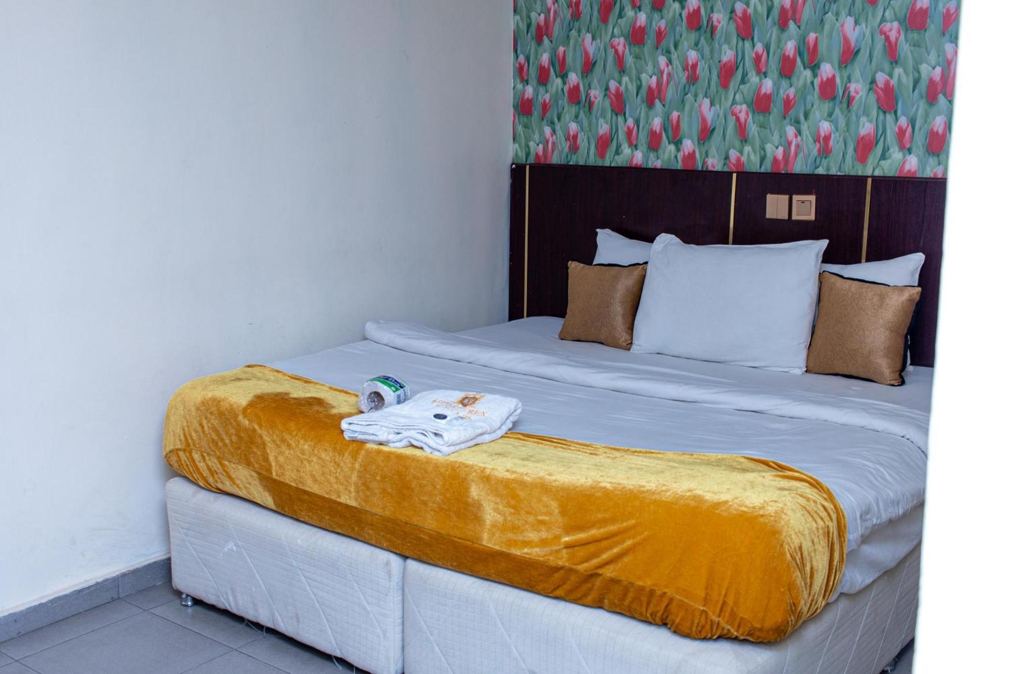 Royal Rex Hotels And Spa 拉各斯 外观 照片