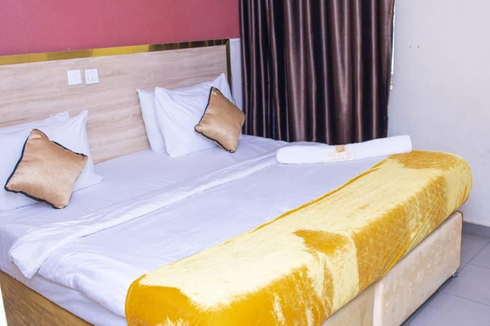 Royal Rex Hotels And Spa 拉各斯 外观 照片